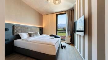 Moderne tweepersoonskamer van B&B HotelEschen
