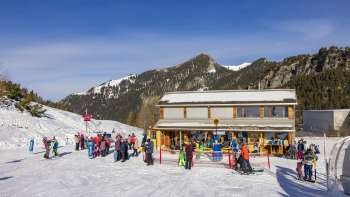 Wintersportdag voor het malbi-park (kinderpark)