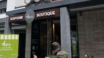 Hoi-Laden van de buitenkant