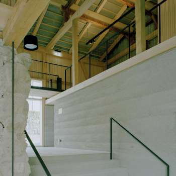 Modern ingerichte stal