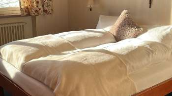 Slaapkamer met tweepersoonsbed