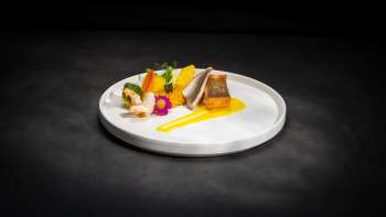 Heerlijk eten in een moderne, gezellige sfeer in het Alpin Royal Restaurant